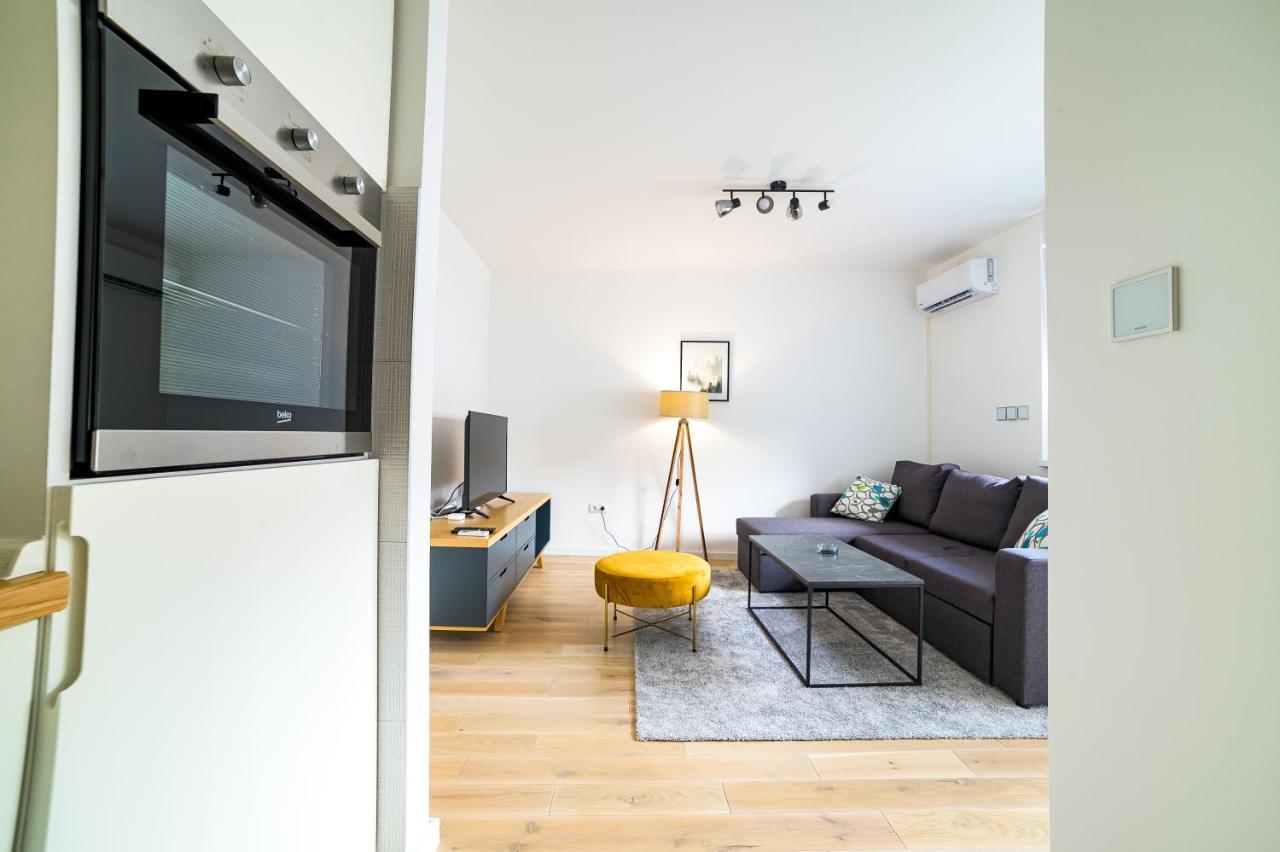 Sun Square Apartments 图兹拉 外观 照片
