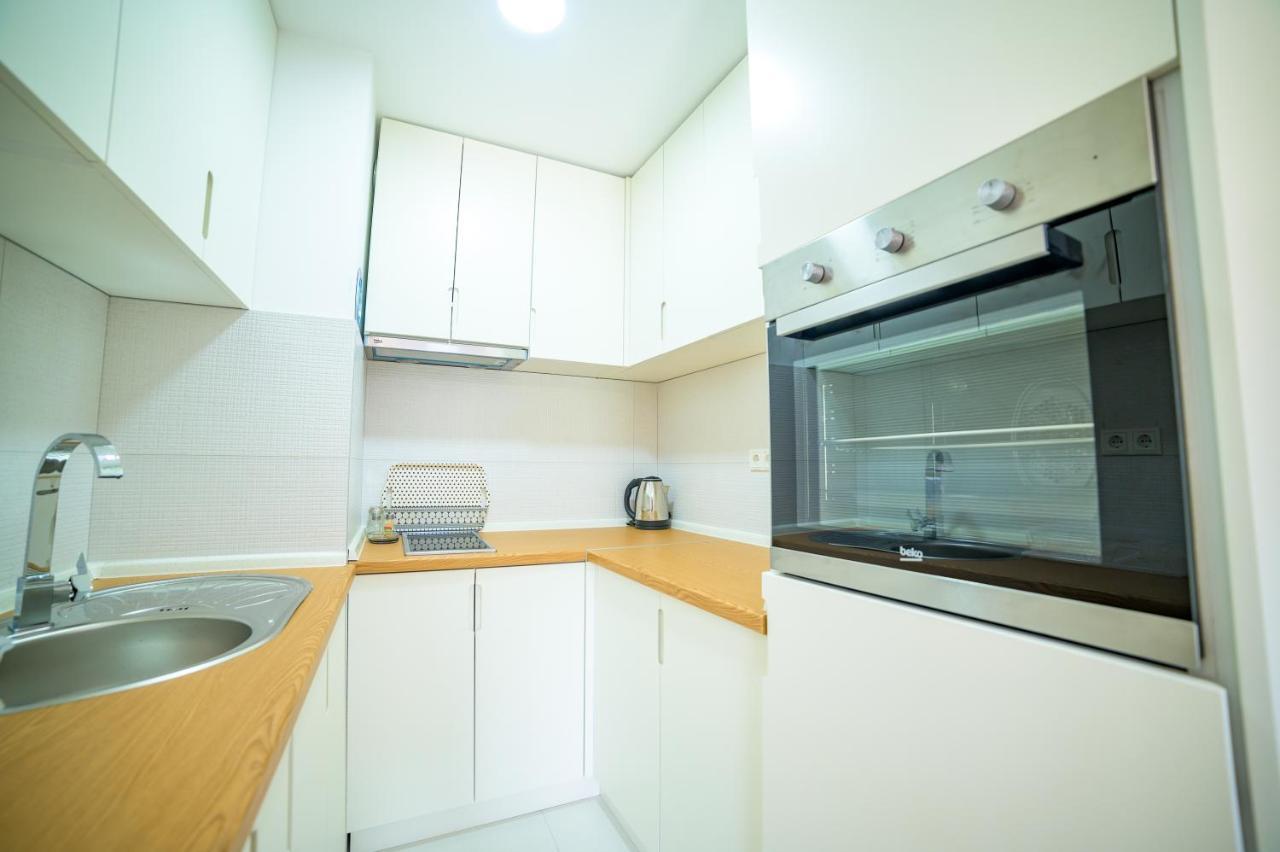 Sun Square Apartments 图兹拉 外观 照片